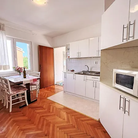 Dragica By Interhome * Šilo