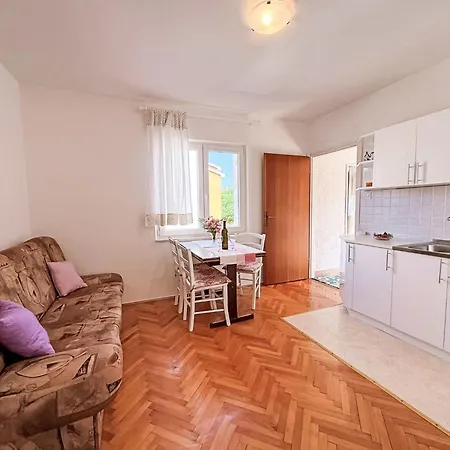 Dragica By Interhome Appartamento